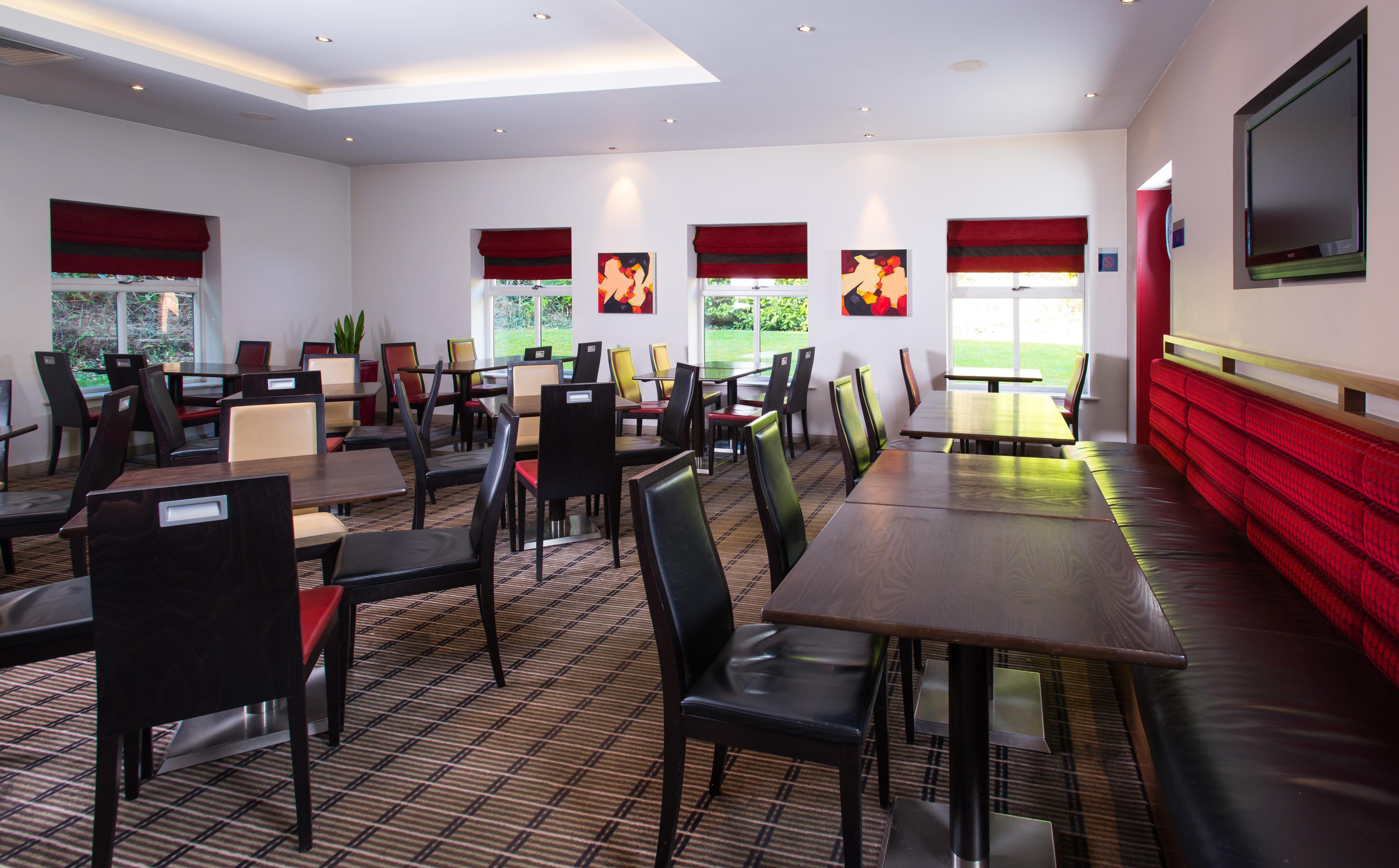 Holiday Inn Express Taunton East By Ihg Exterior foto