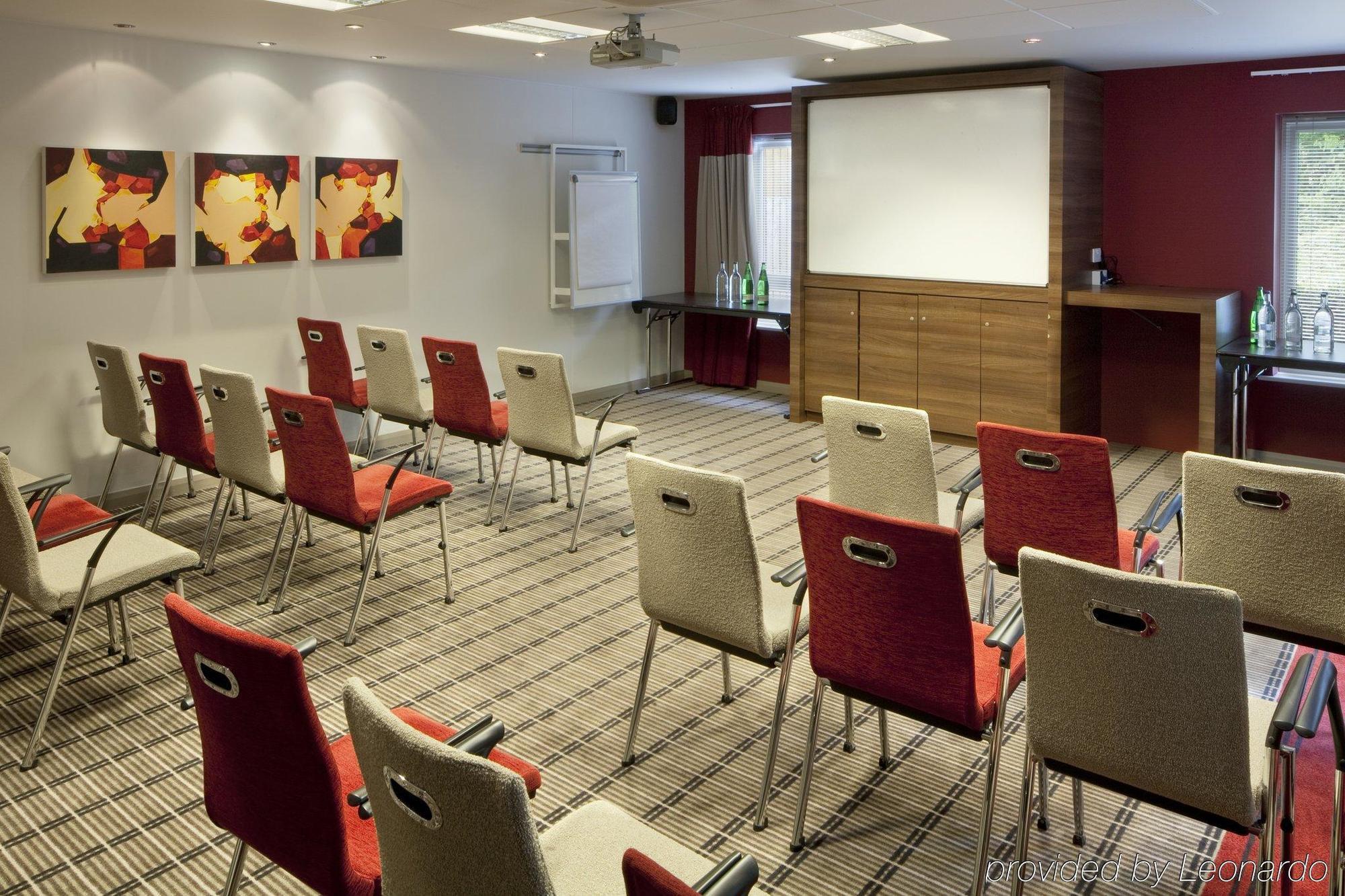 Holiday Inn Express Taunton East By Ihg Einrichtungen foto